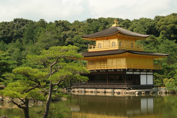 free-photo-of-templo-de-oro